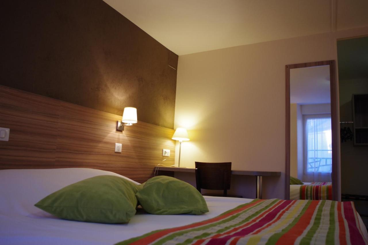 Logis Hotel Le Chene Vert 萨韦奈 外观 照片
