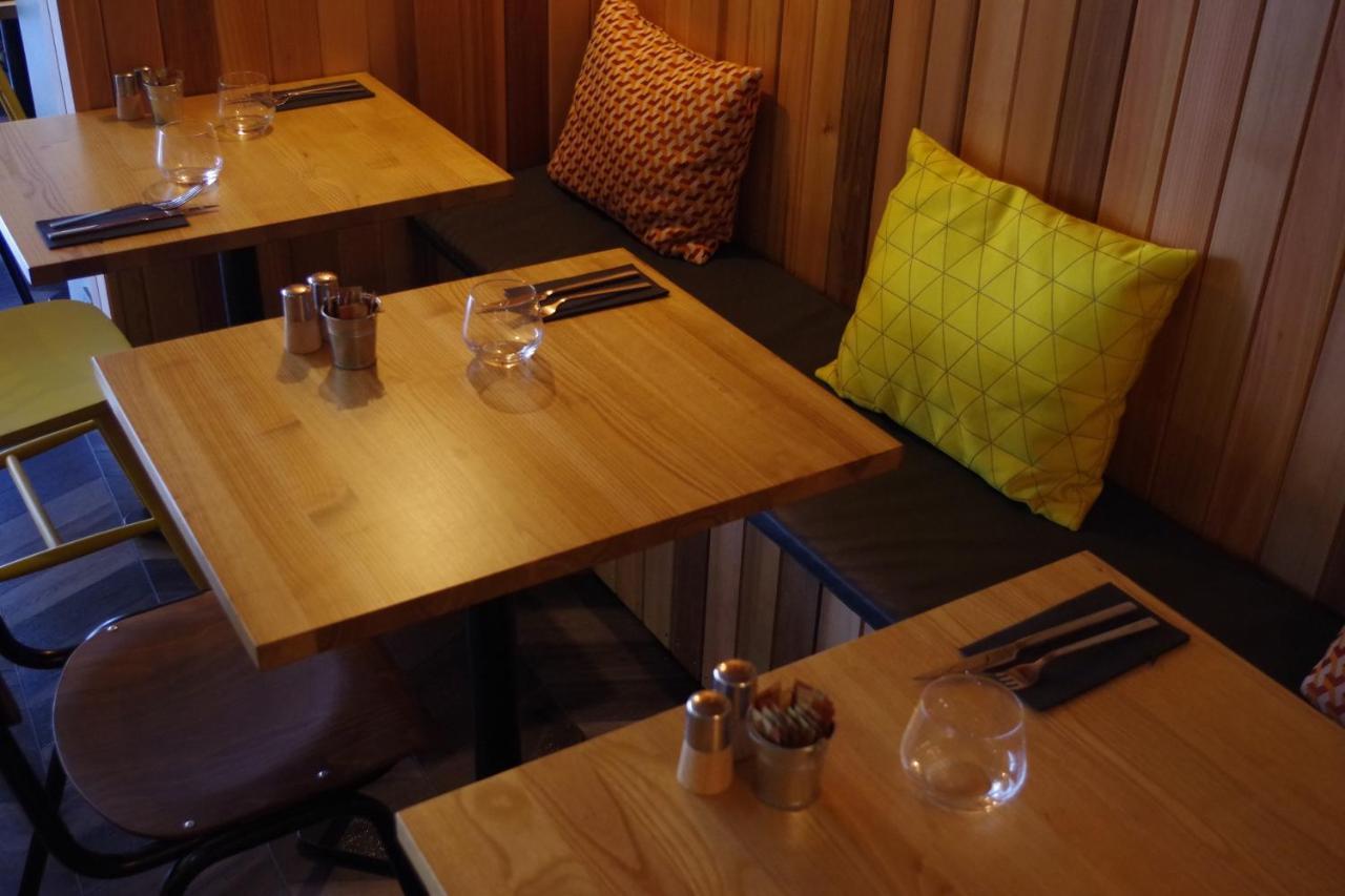 Logis Hotel Le Chene Vert 萨韦奈 外观 照片