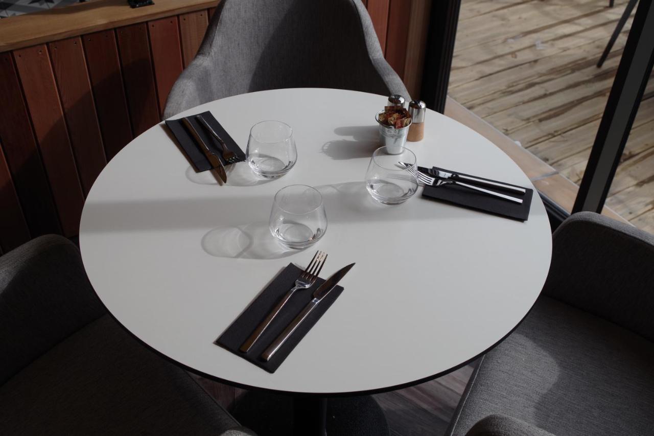 Logis Hotel Le Chene Vert 萨韦奈 外观 照片